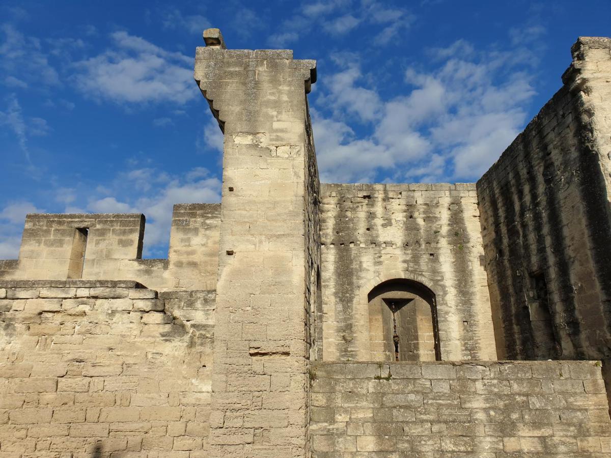 Le Logis De La Tour Lägenhet Avignon Exteriör bild