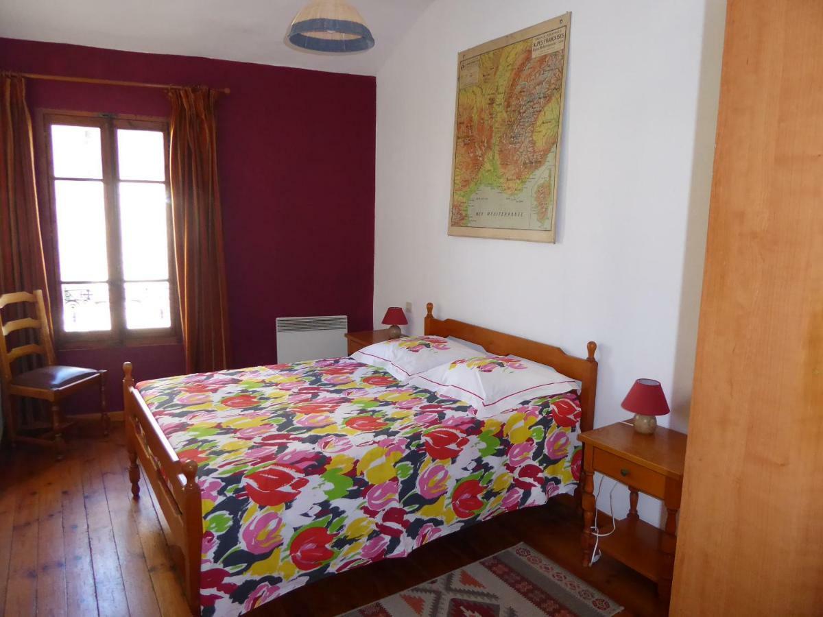 Le Logis De La Tour Lägenhet Avignon Exteriör bild