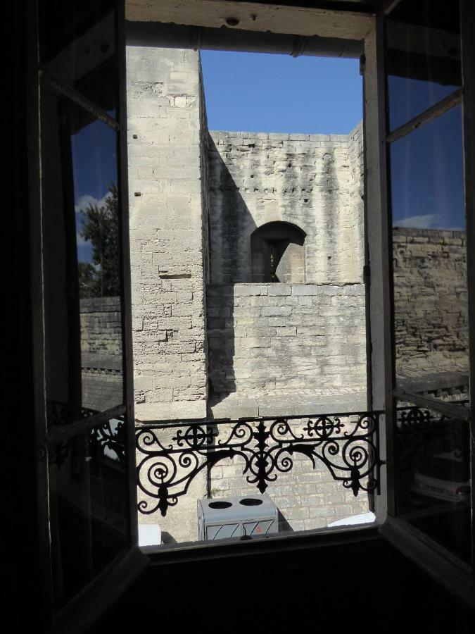 Le Logis De La Tour Lägenhet Avignon Exteriör bild