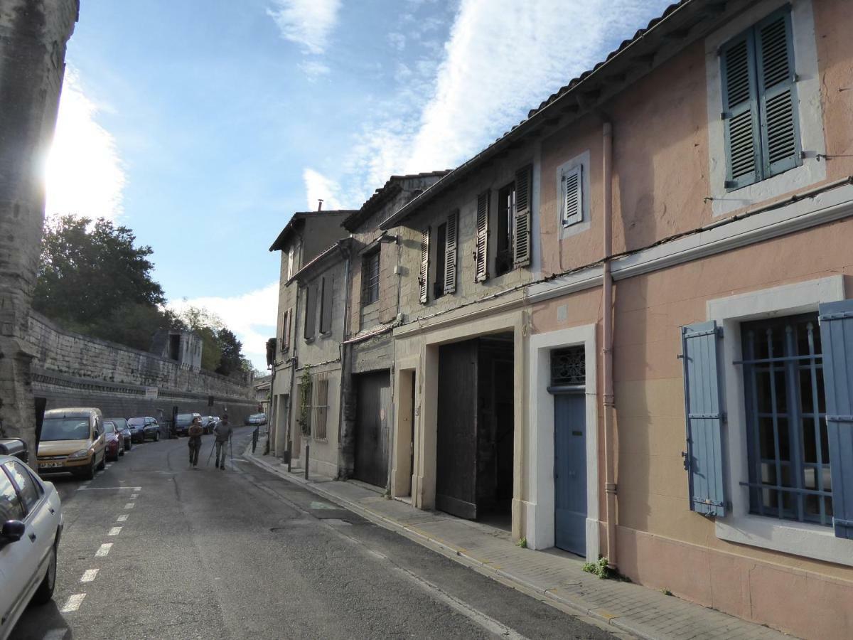 Le Logis De La Tour Lägenhet Avignon Exteriör bild